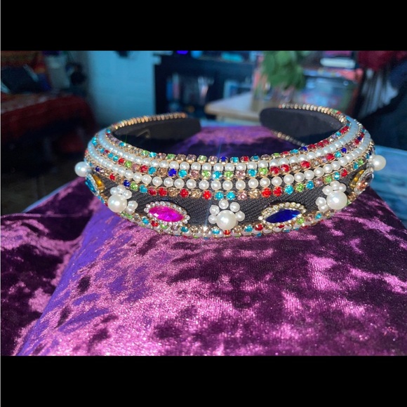 Bundle of Bejeweled headband - Picture 5 of 8